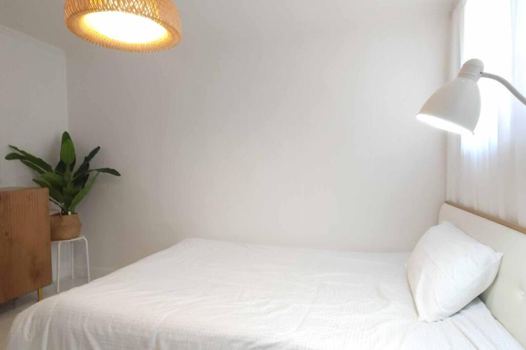 Apartment M1 Wood House Hongik Univ 6 Double Beds
