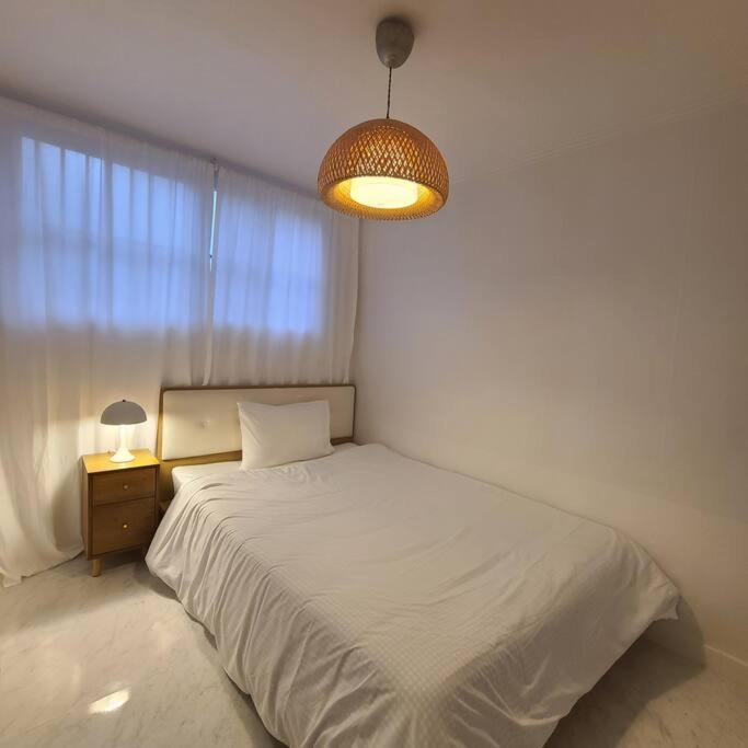 M1 Wood House Hongik Univ 6 Double Beds *