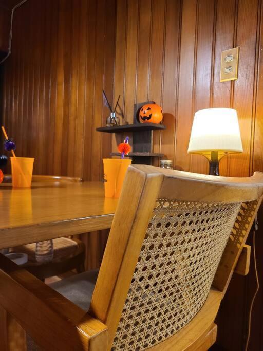M1 Wood House Hongik Univ 6 Double Beds